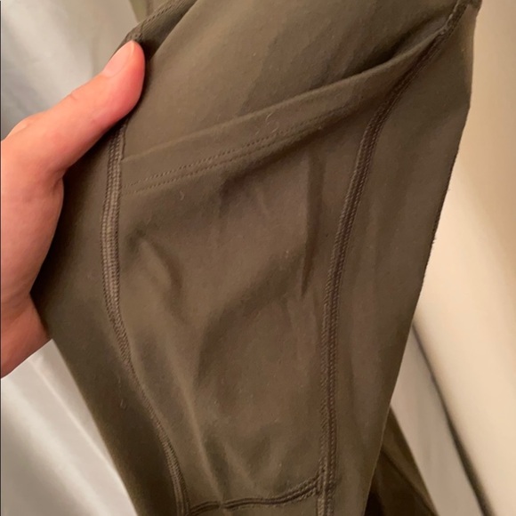 ARMY GREEN HIGH RISE VICTORY SECRET LEGGINGS - Picture 3 of 7